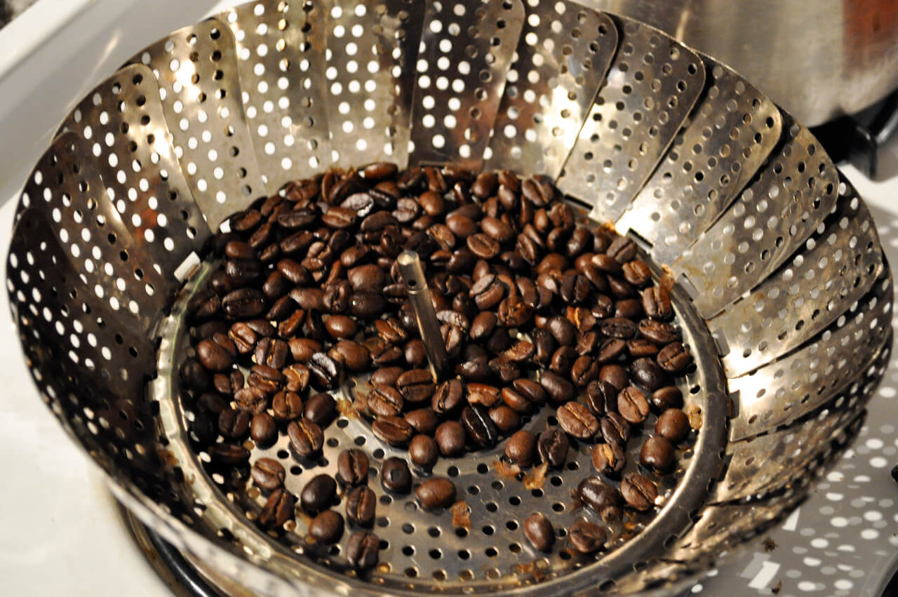 Guide to Roasting Coffee Beans in the Oven